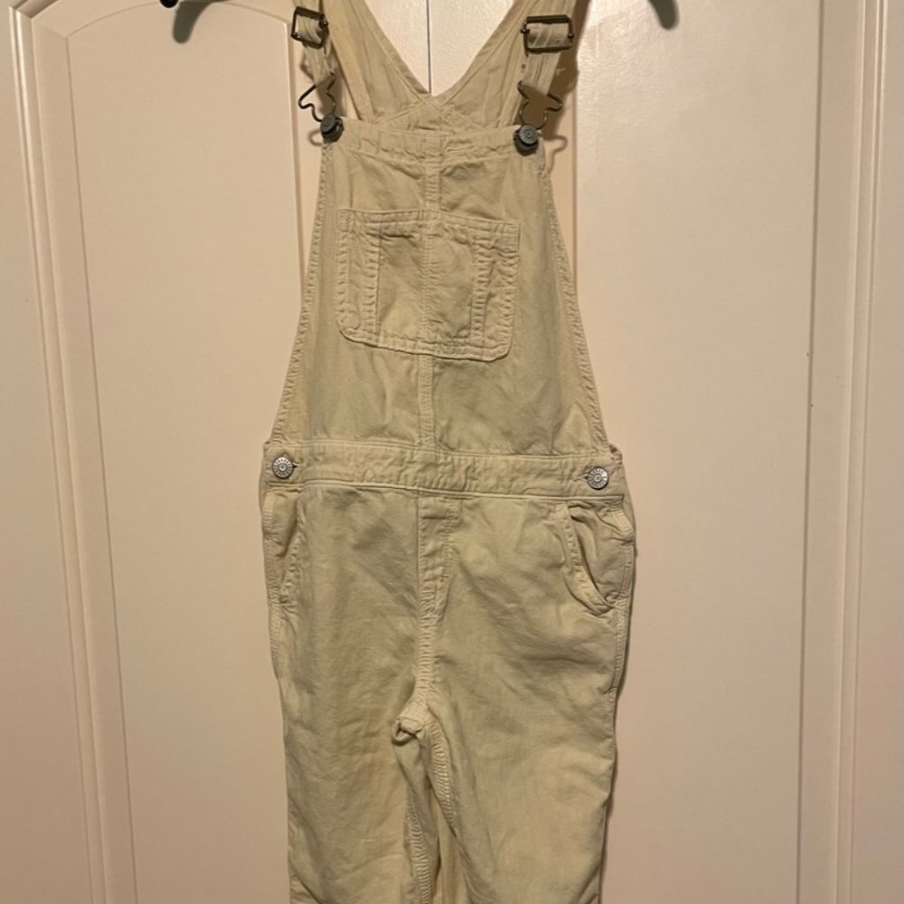 Cute yellow overalls